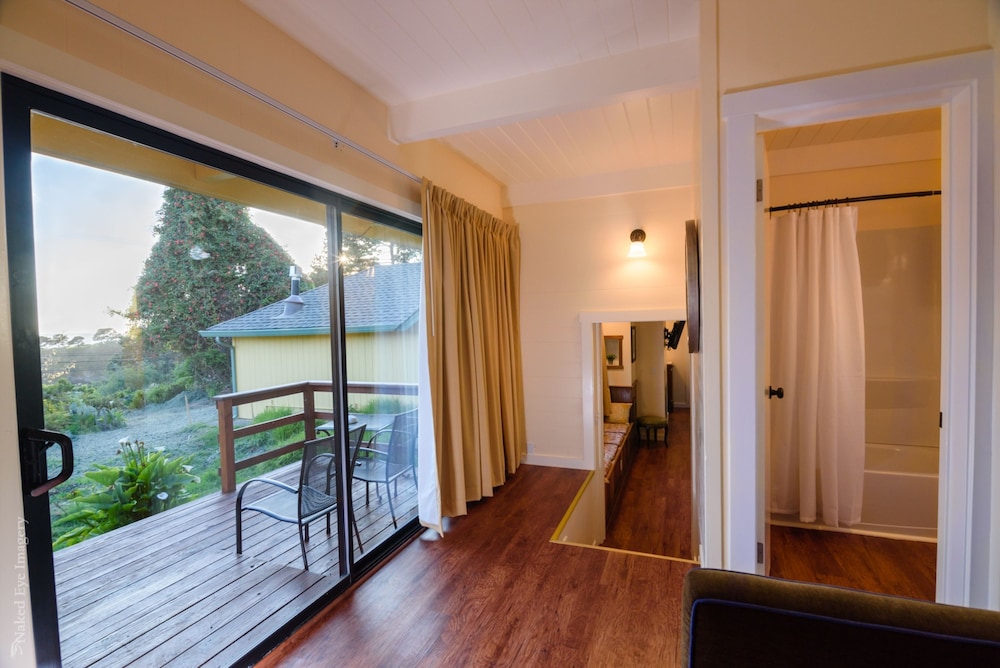 Inn at Buckhorn Cove 31/59