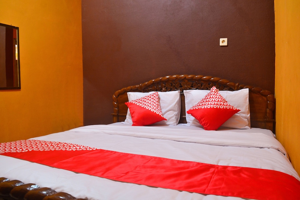 OYO 1145 Rita Guesthouse 9/18