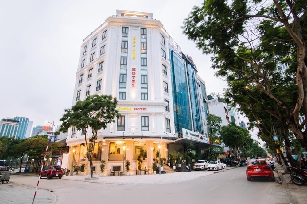 Spring Hotel Hanoi 5/62