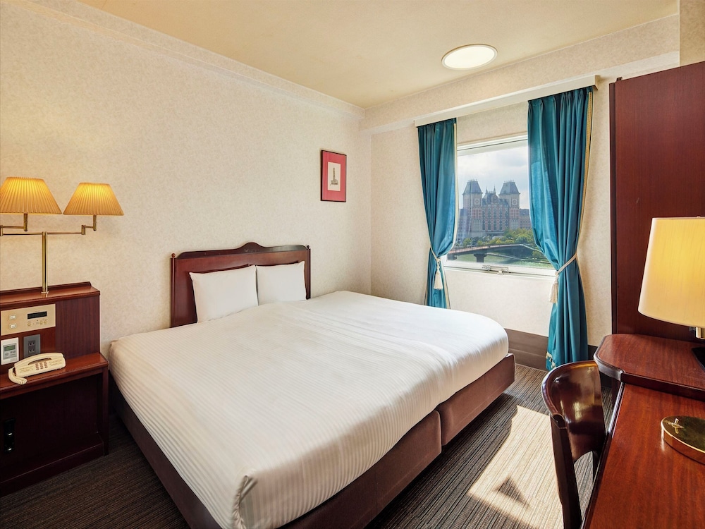 COMFORT, TWIN BEDS