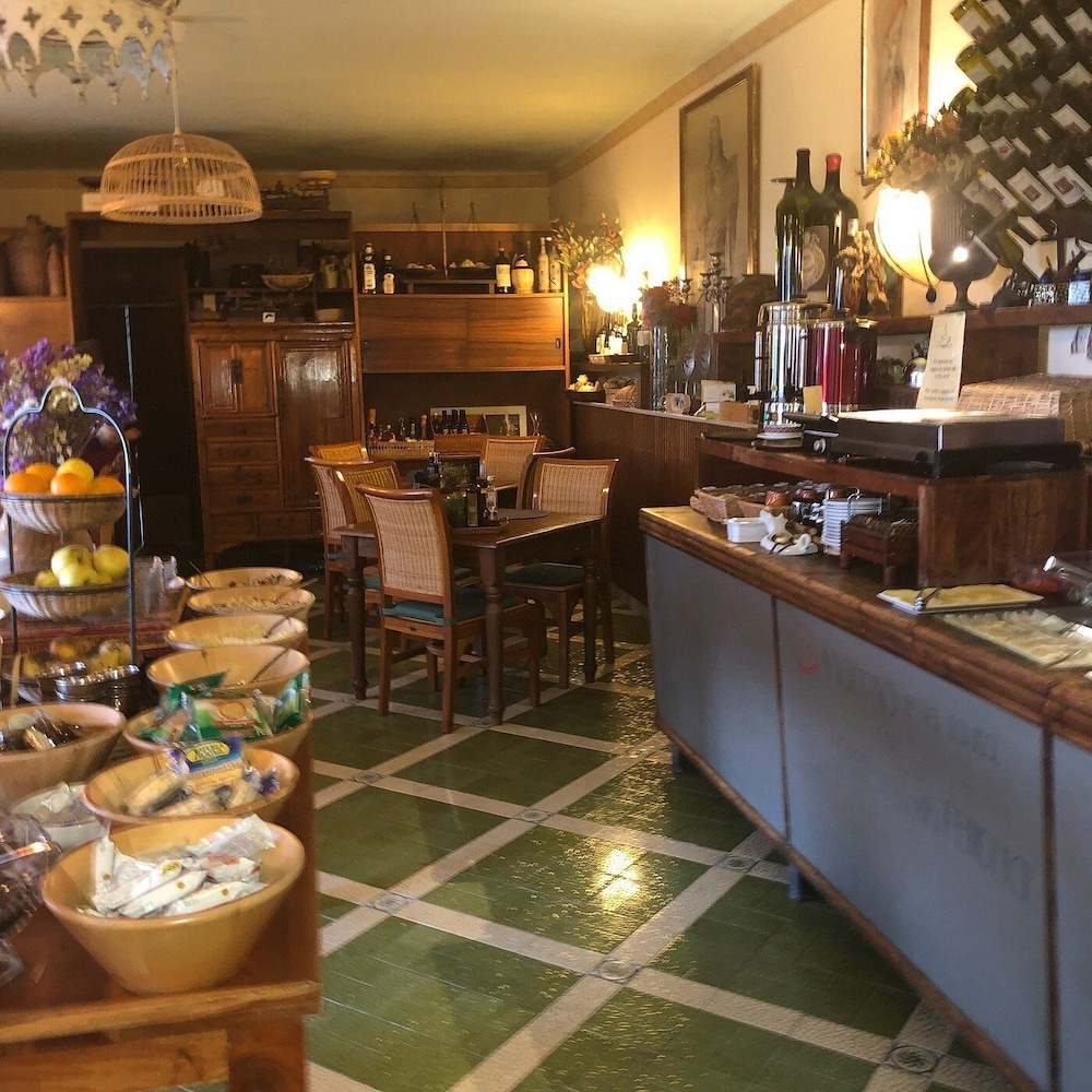 Hotel Belvedere 5/11
