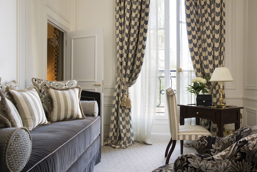 Relais Christine 78/94