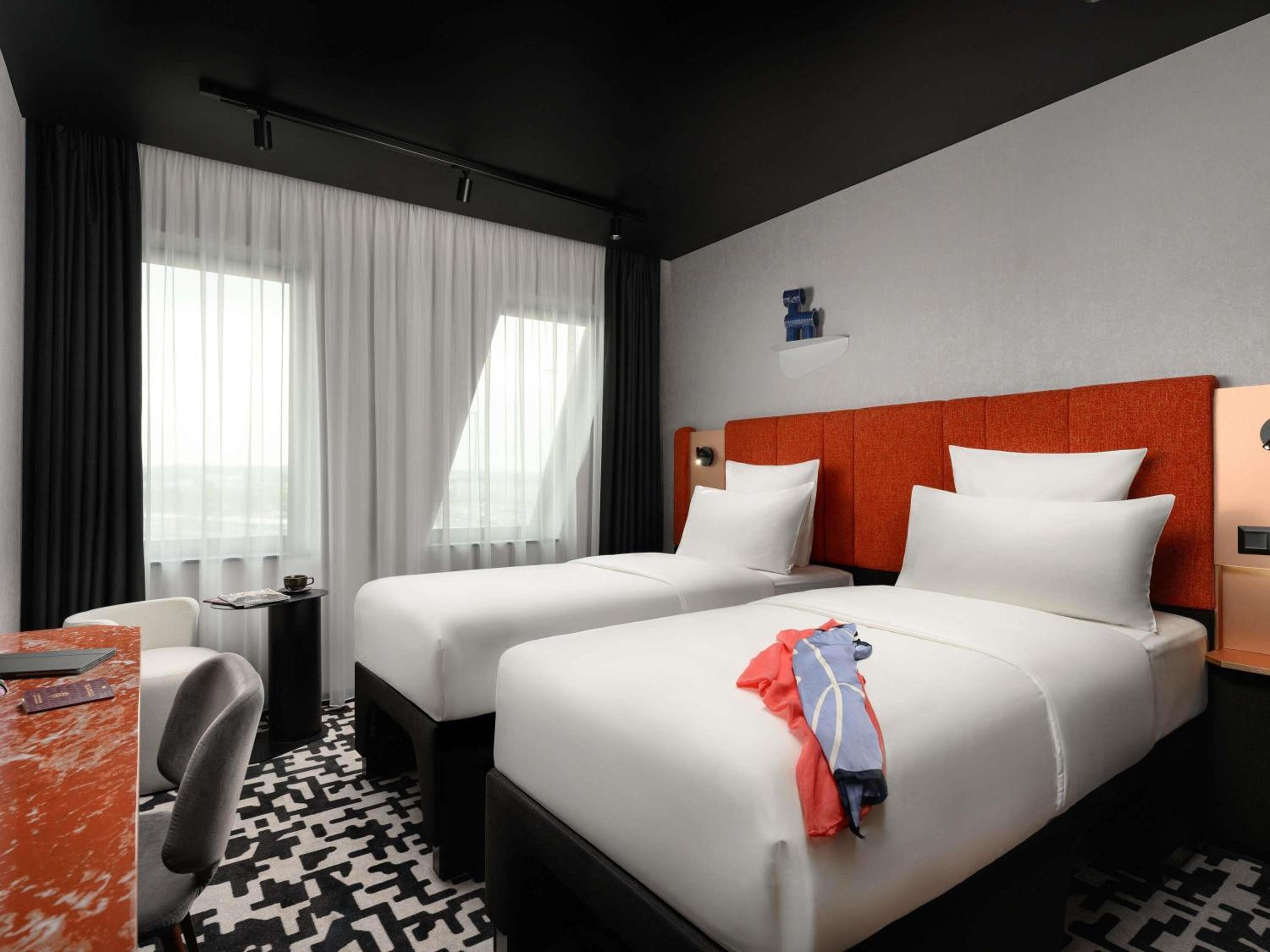 TRIBE ESSENTIAL, TWIN BEDS