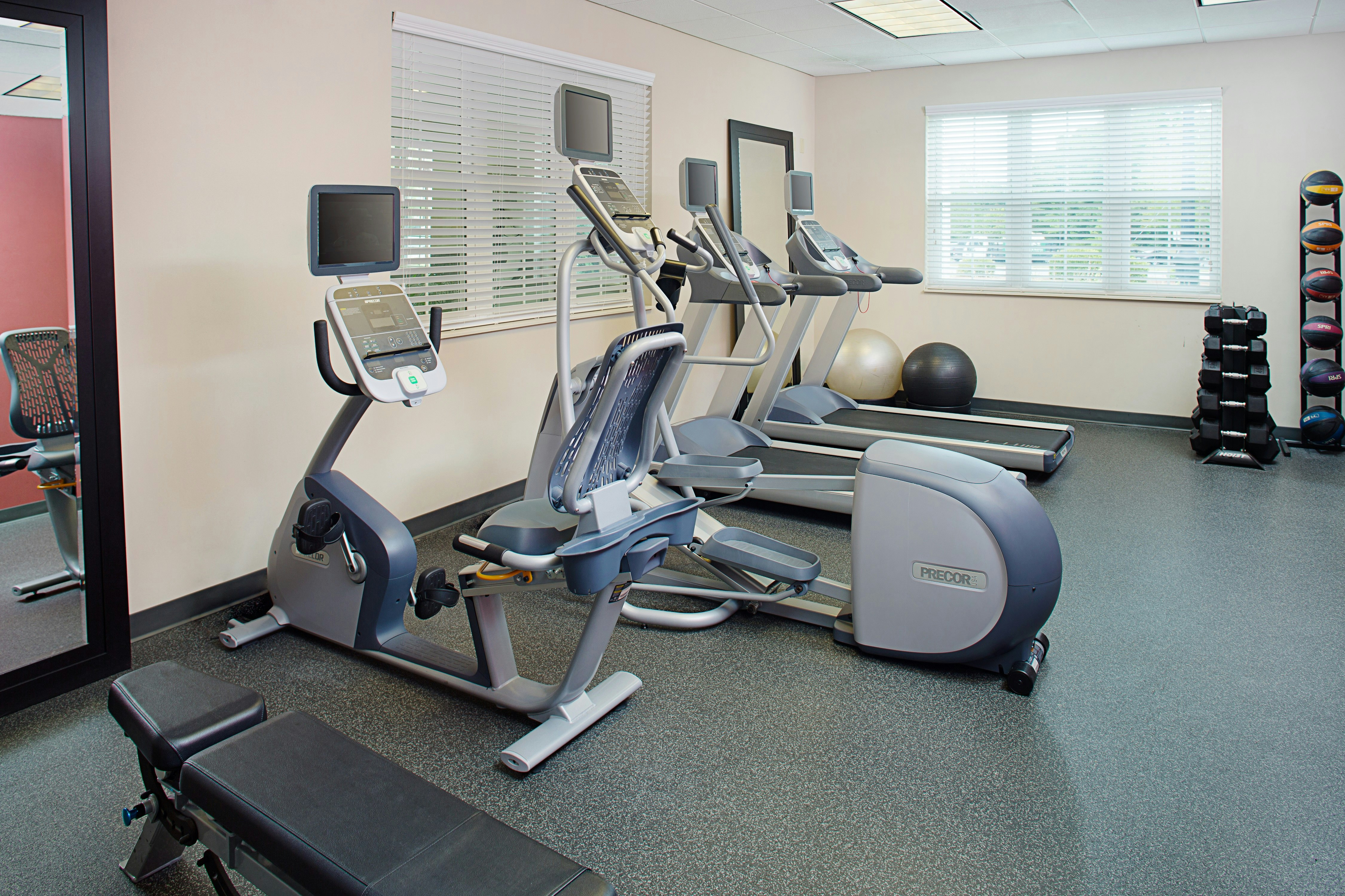 Homewood Suites by Hilton Manchester/Airport 24/54