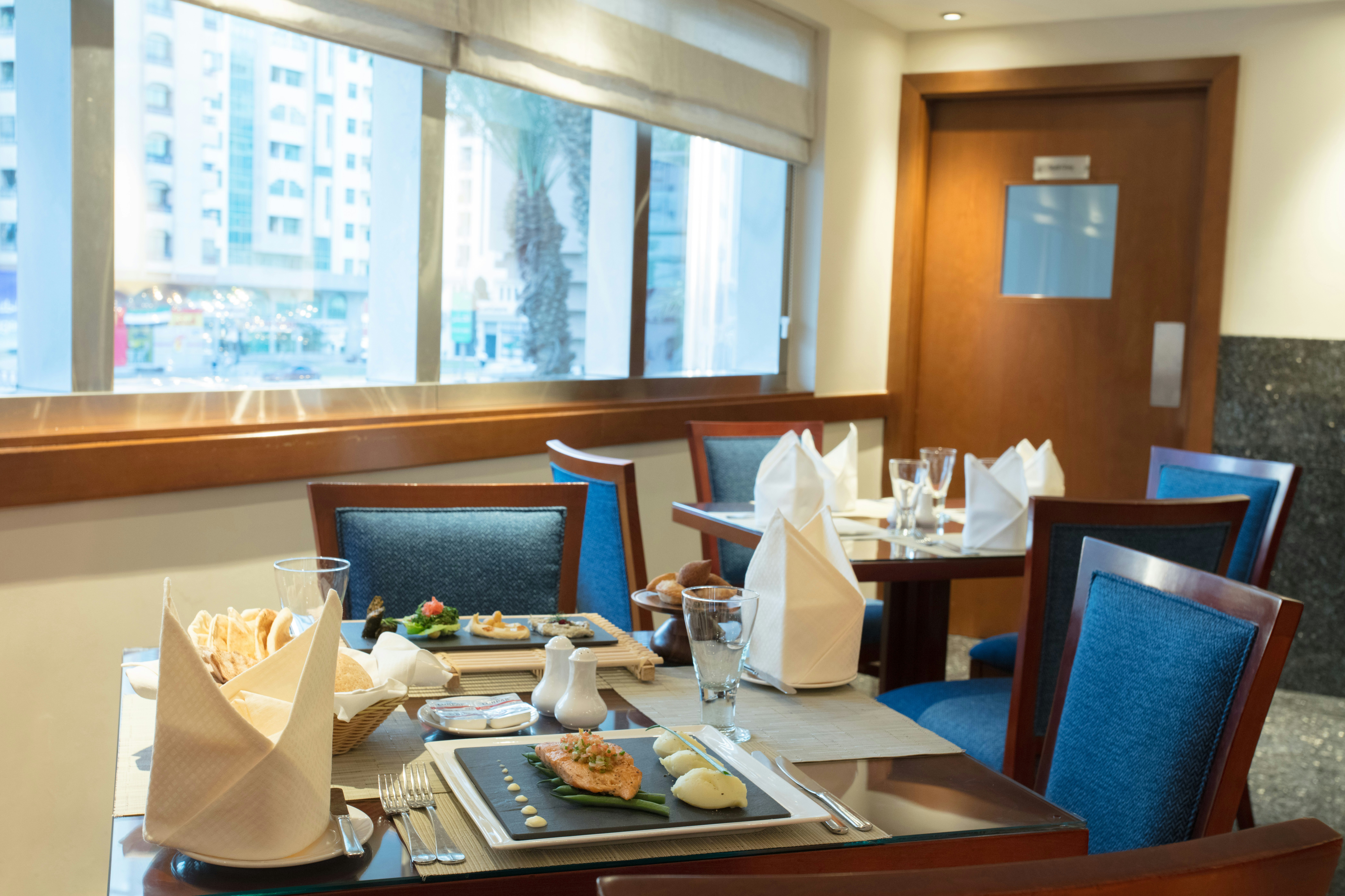 AL RAWDA ARJAAN BY ROTANA 16/24