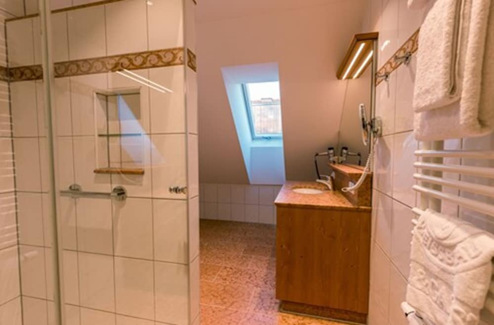 Hotel & Gaststätte Zum Erdinger Weissbräu 21/55