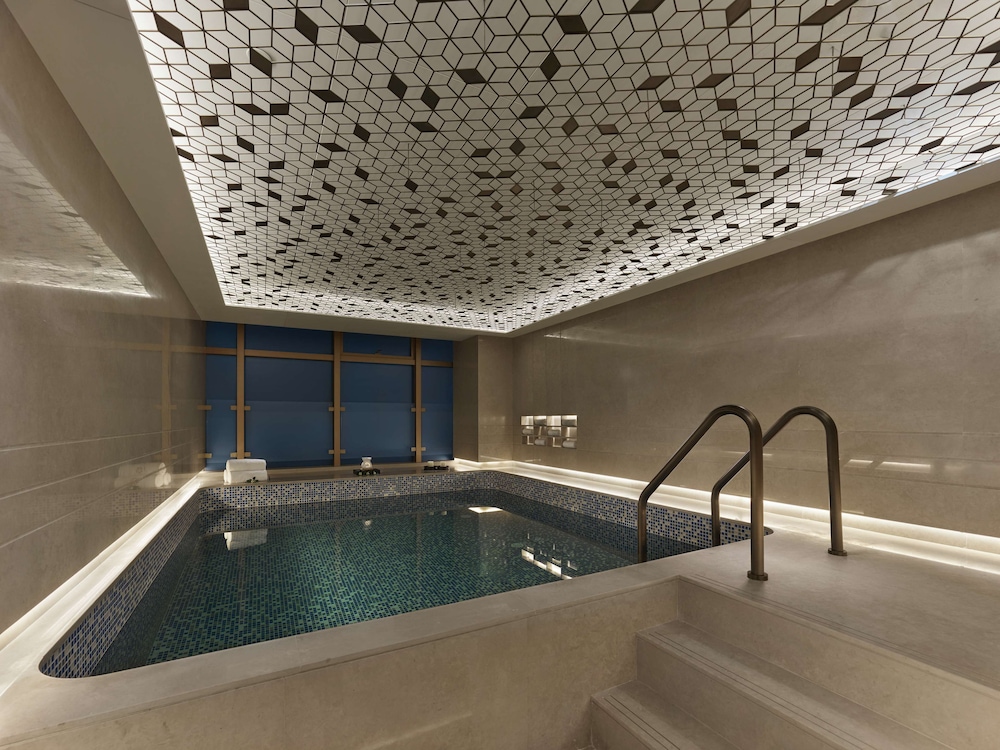 Angsana Zhuhai Hengqin 16/50