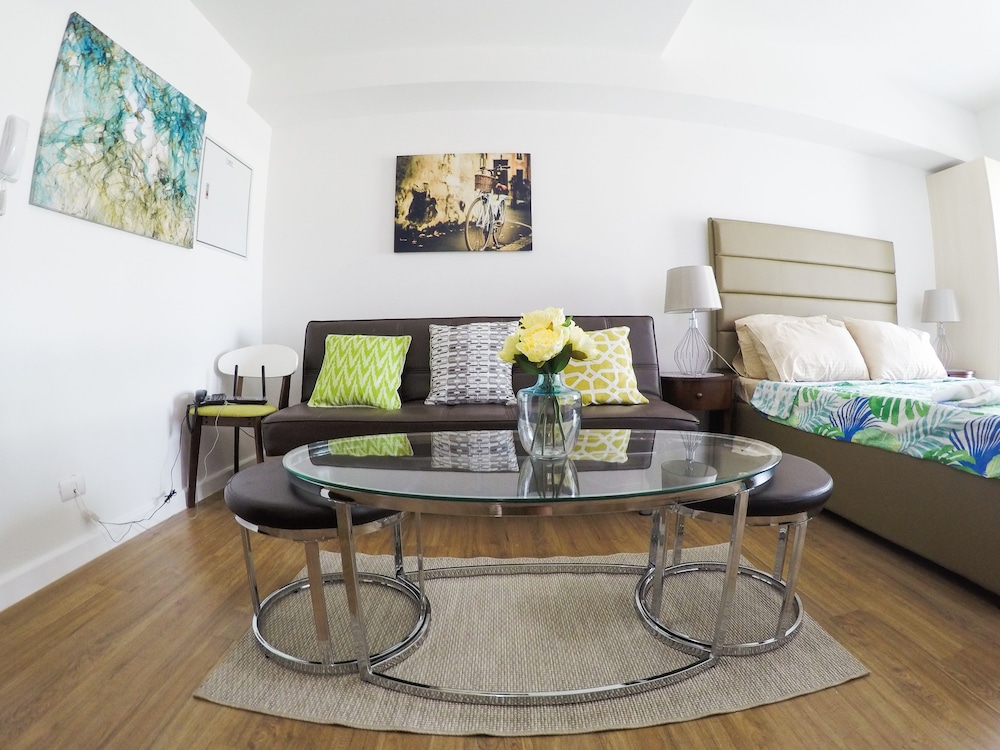 Studio Unit At Abreeza Place 30/50