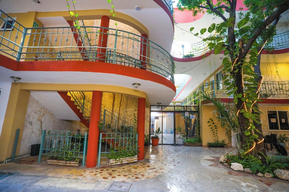 Hotel Santa Maria 6/50