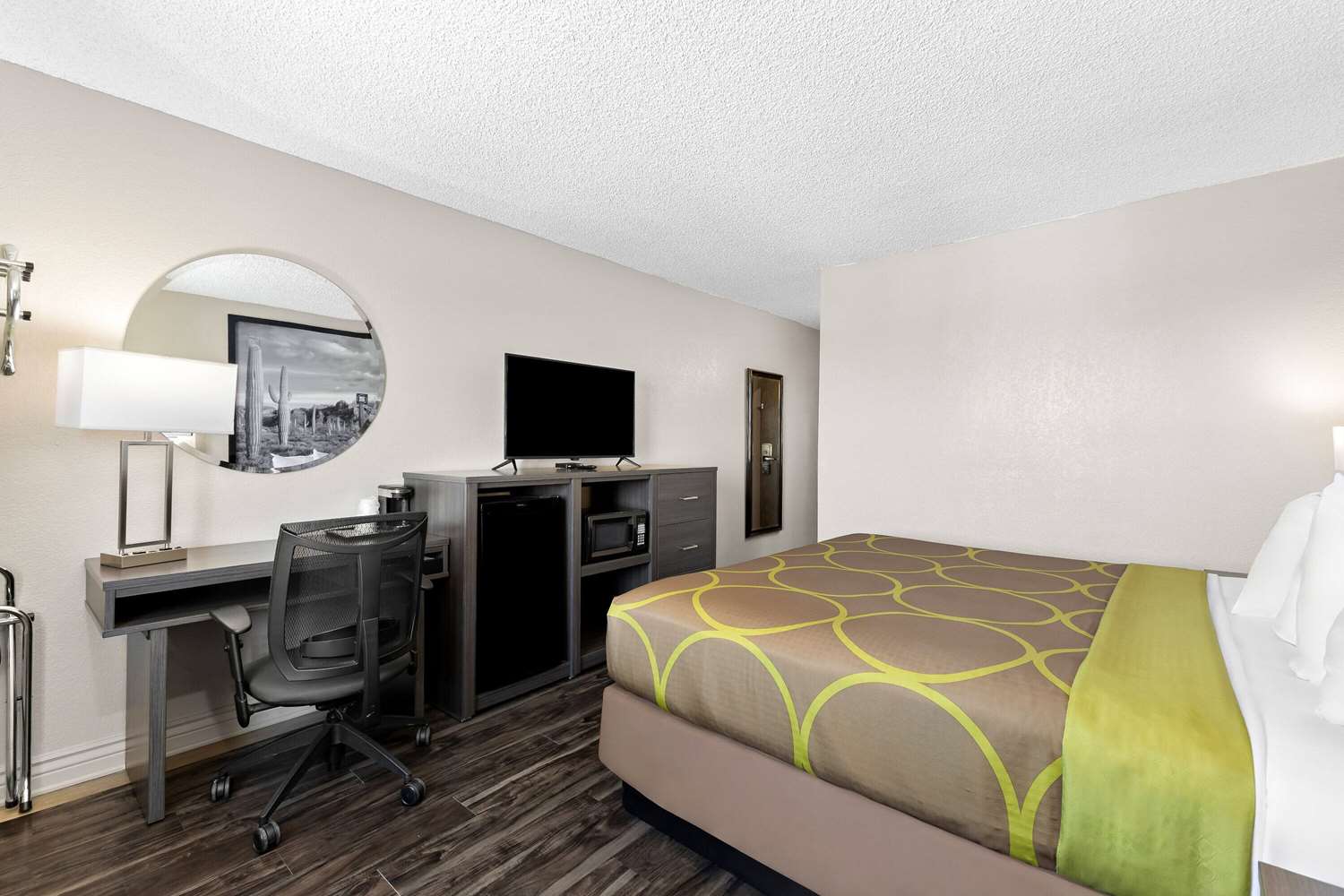 Super 8 by Wyndham Goodyear/Phoenix Area 7/22