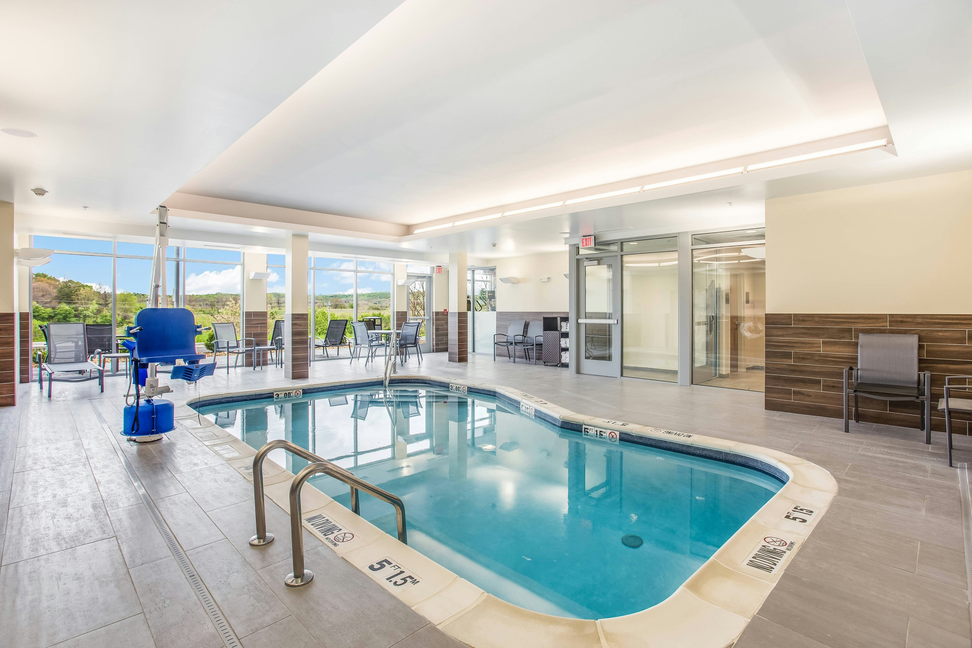 Fairfield Inn & Suites by Marriott Rolla 28/46