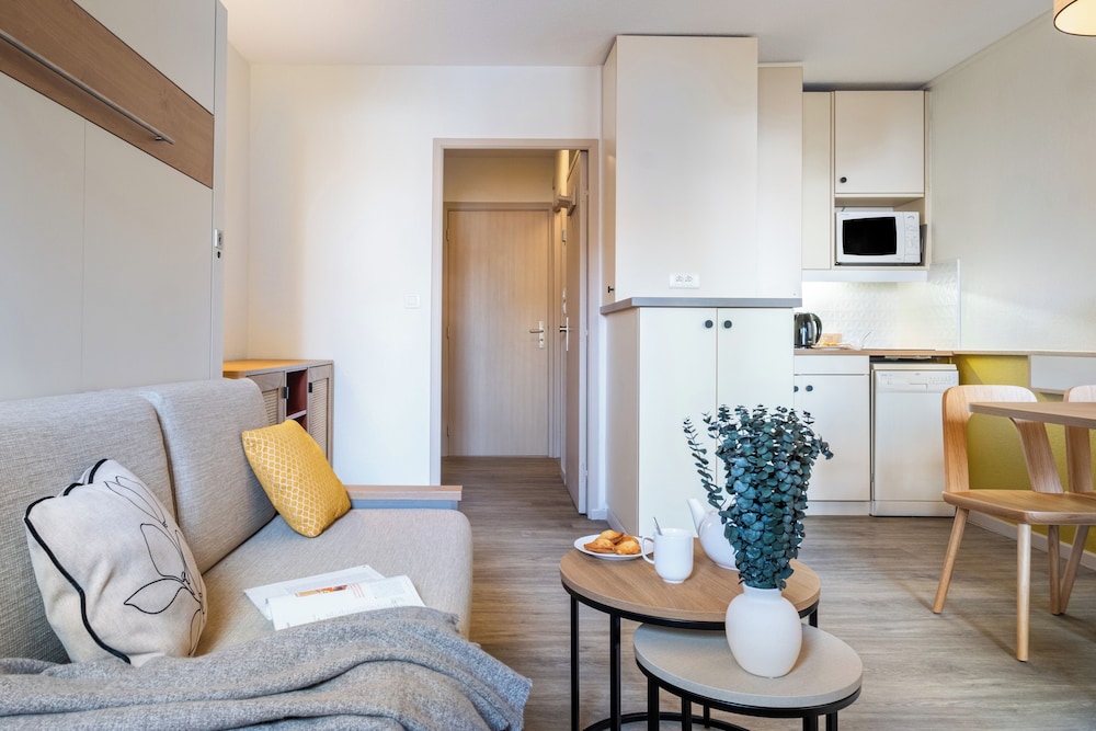 Residence Pierre Vacances Les Citronniers 27/50