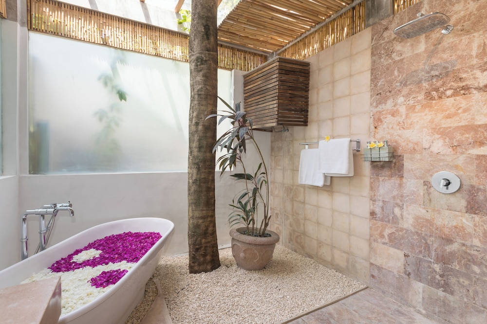 Villa Liang By Nagisa Bali 49/49