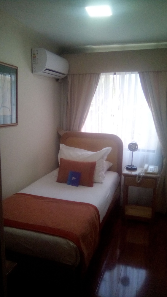 Hotel Presidente (ex. Presidente Hotel Santiago) 26/60
