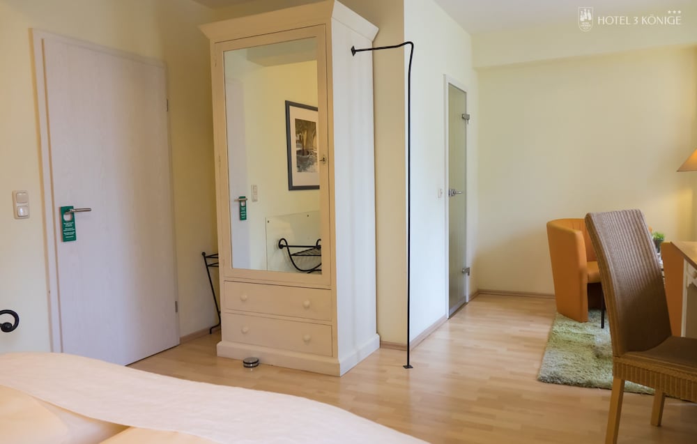 Hotel 3 Konige 34/50