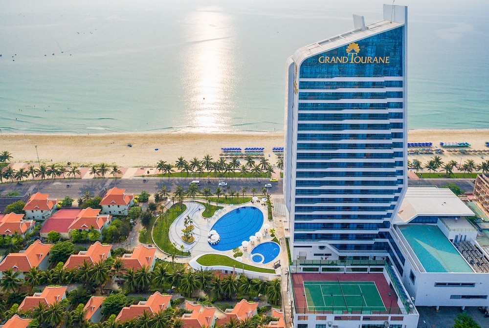 Grand Tourane Hotel 37/81