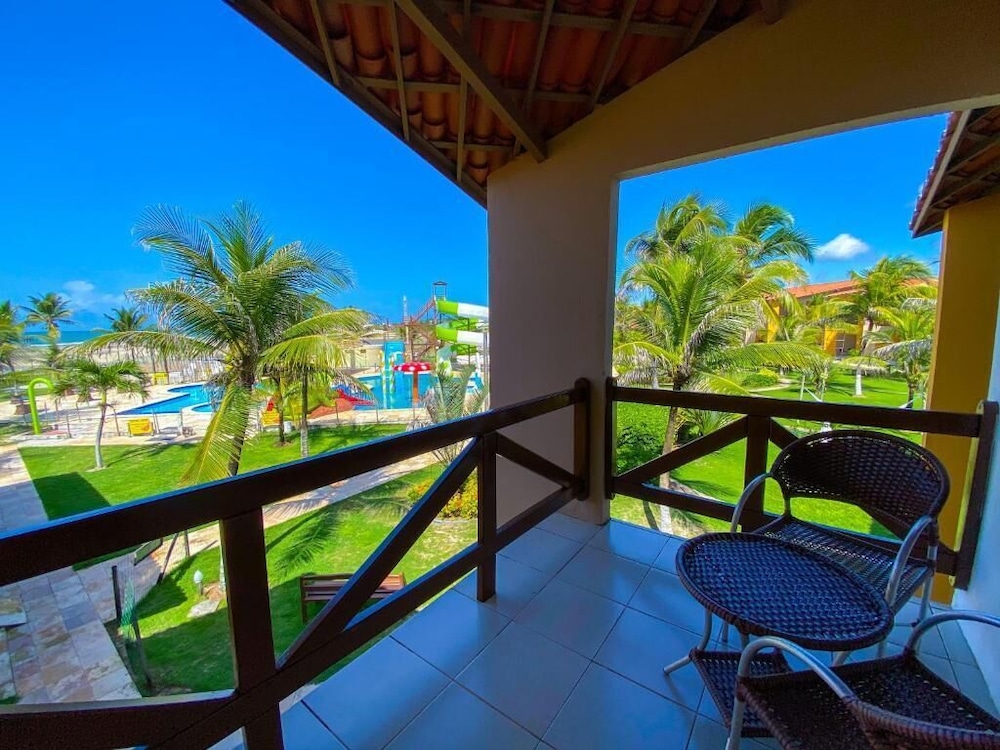 Jangadeiro Praia Hotel 34/67