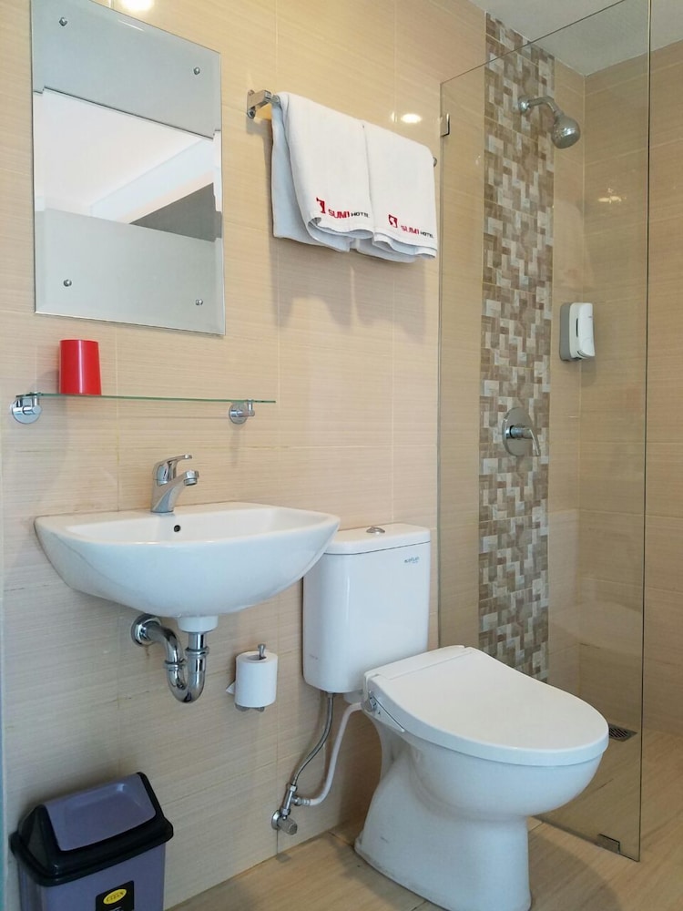 Sumi Hotel Surabaya 16/16