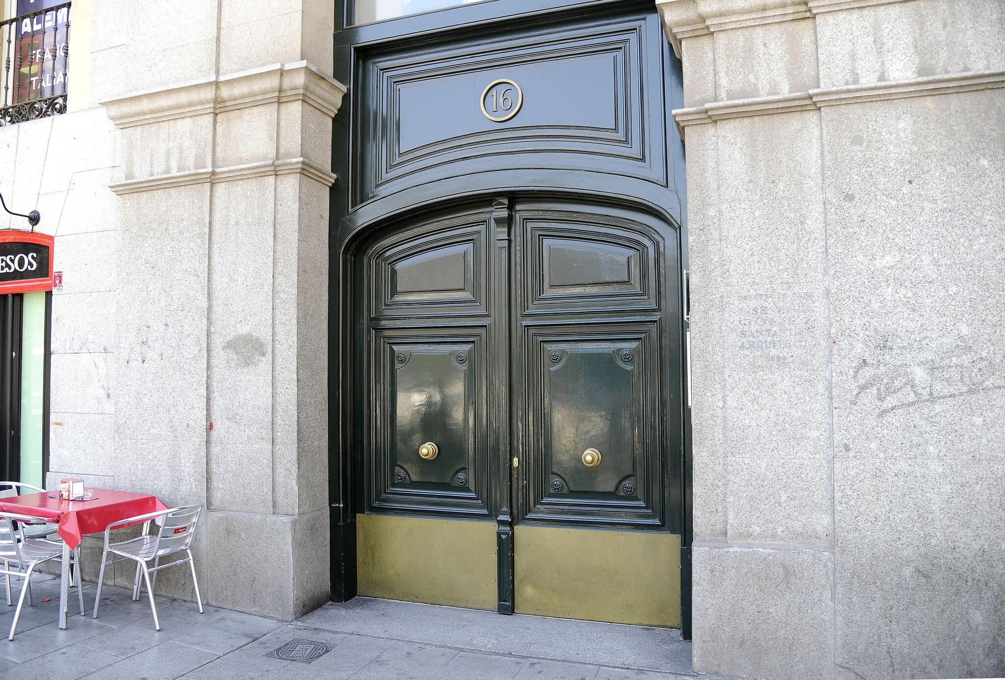 Mola Hostel 6/50
