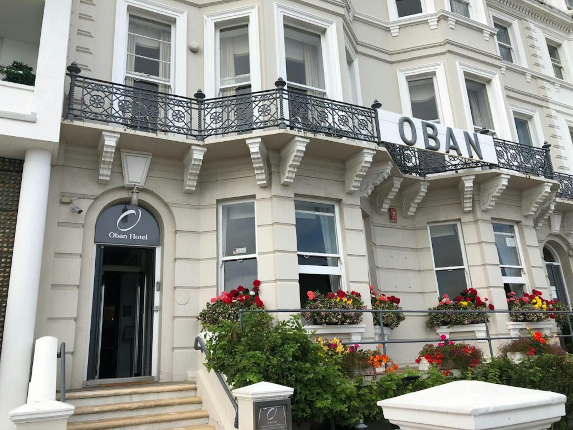 OYO Oban Hotel