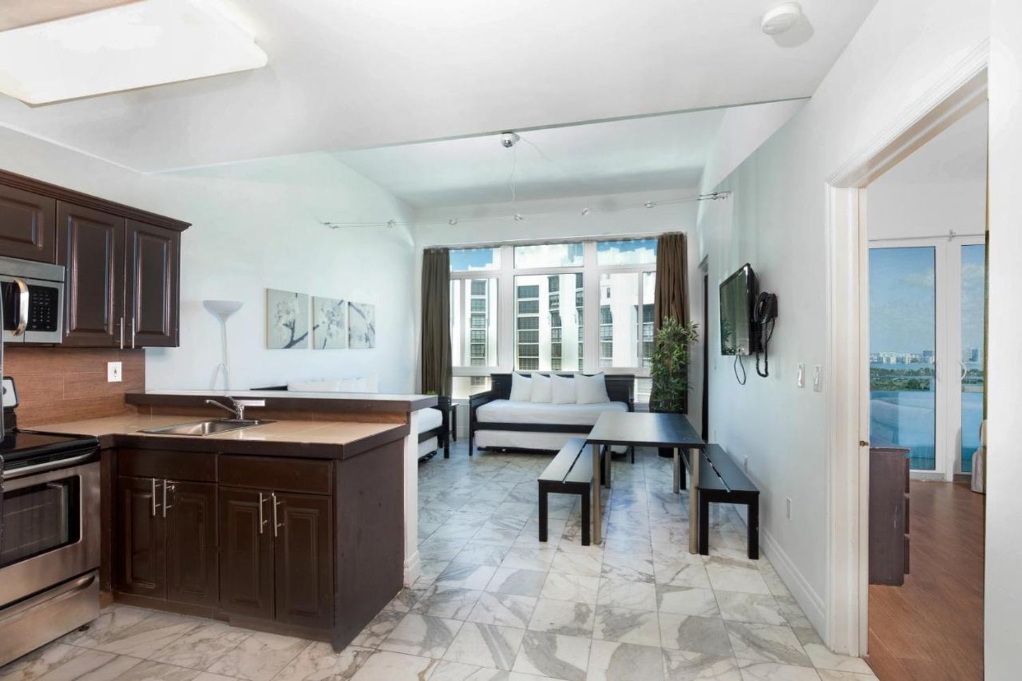 New Point Miami 5/54