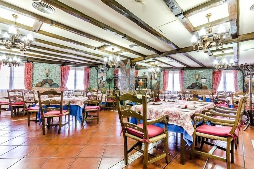 HOTEL CARLOS I - YUNCOS 53/61