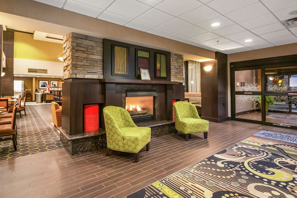 Hampton Inn And Suites Tulsa Catoosa 8/50