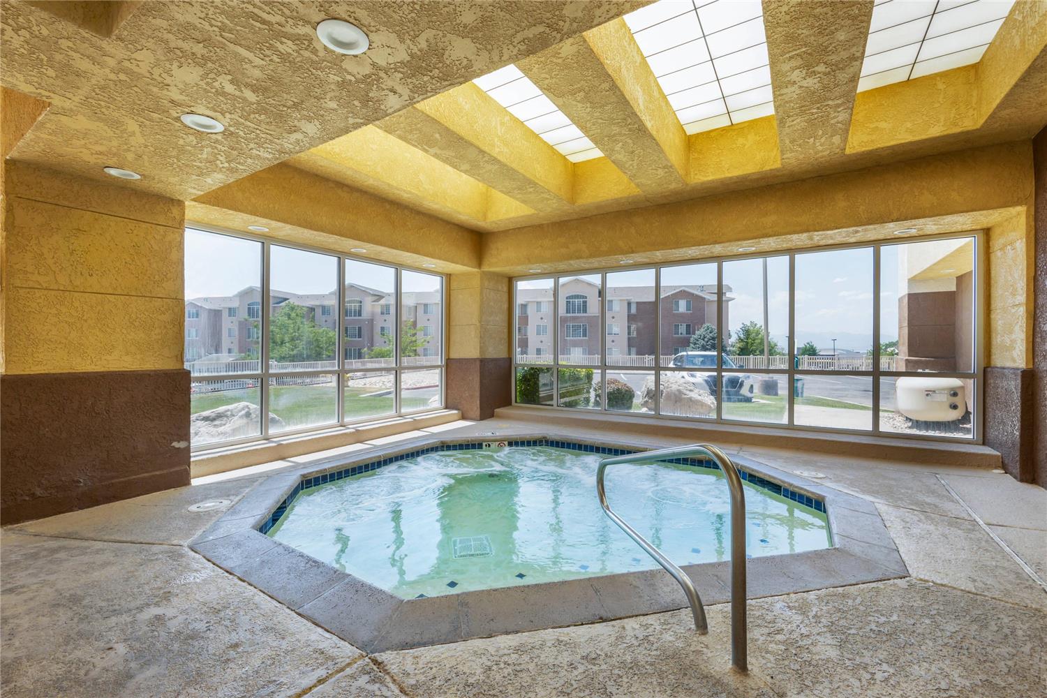 Comfort Inn And Suites Orem Provo 5/11