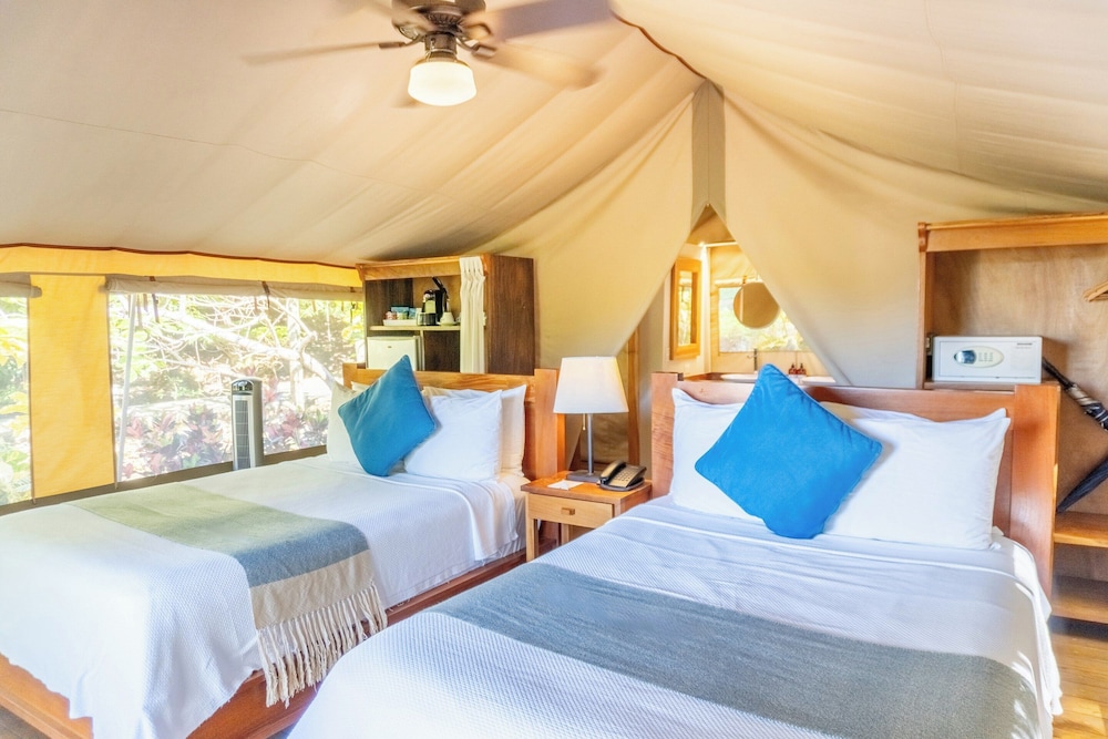TENT, SUITE, 2 DOUBLE BEDS