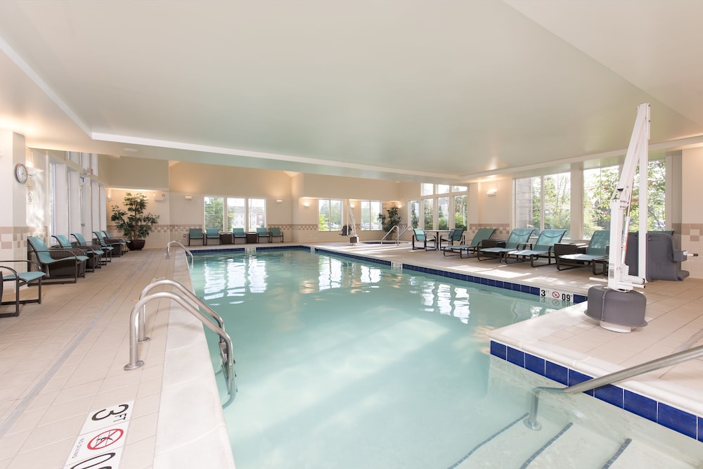 Residence Inn Toledo Maumee 9/28
