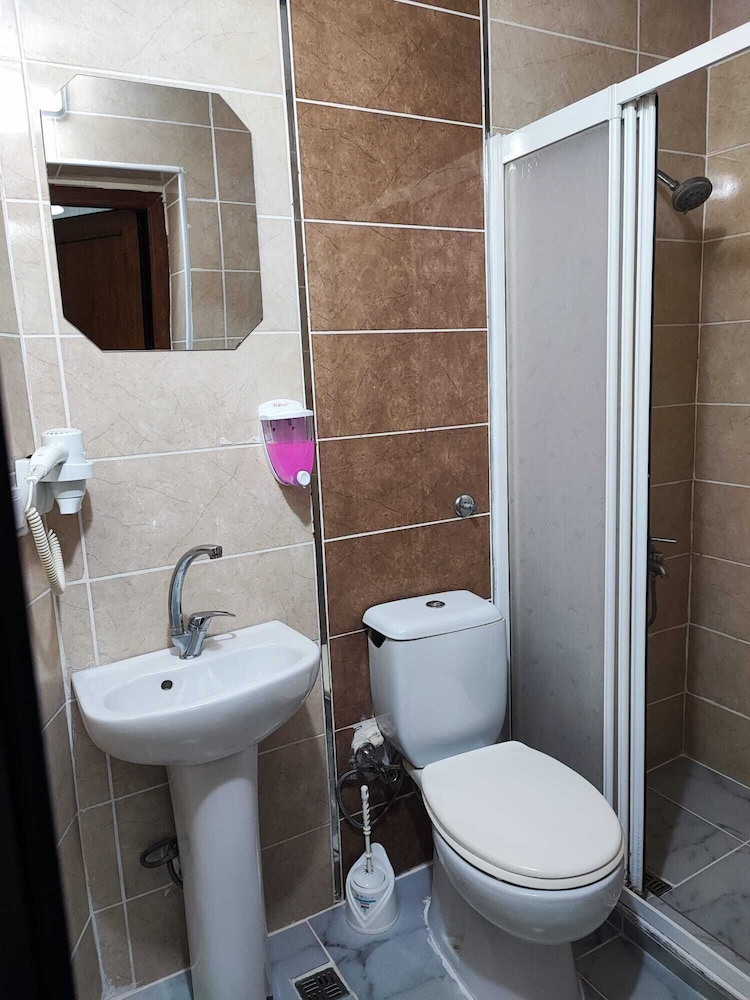 Hotel Erciyes 25/27