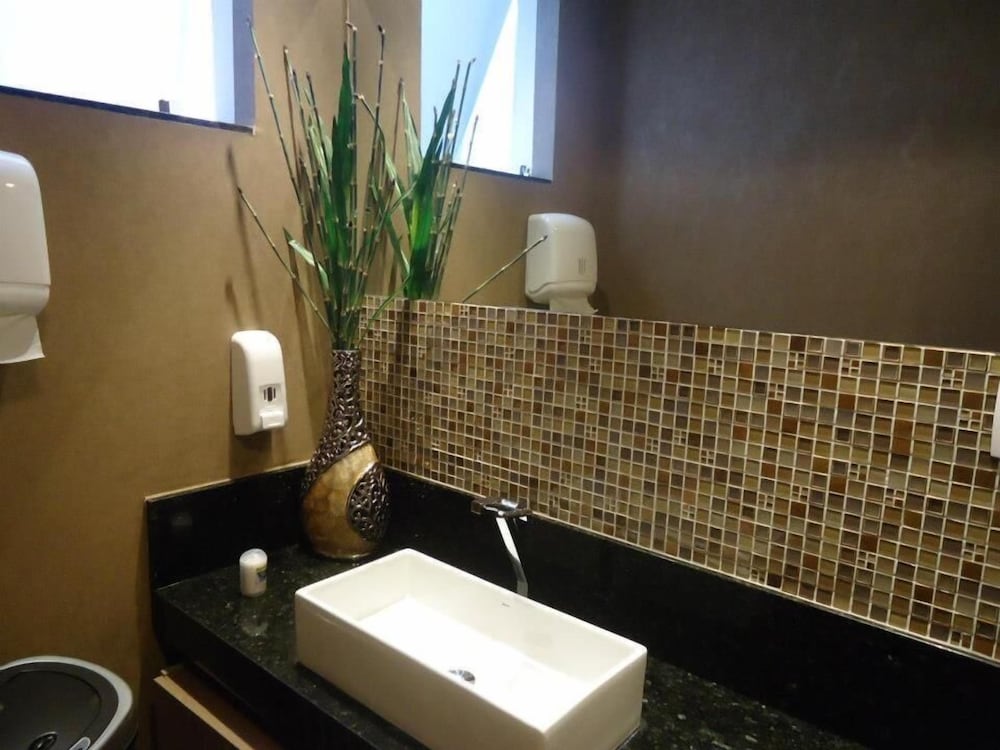 HOTEL ITAMARATY 21/51