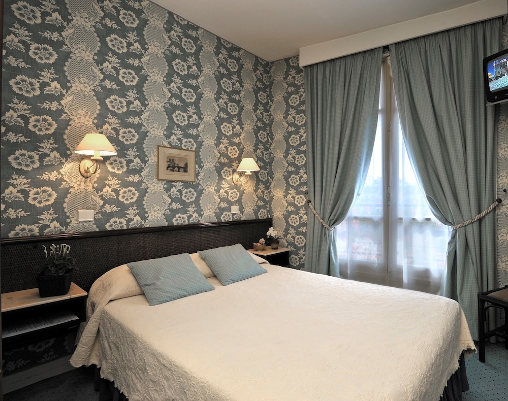 Hotel le Clement 13/50
