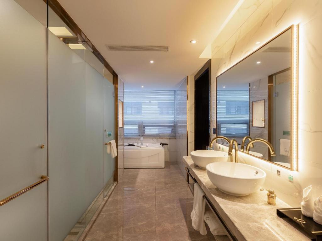 Xana Deluxe Hotel (Beijing Guanganmen Subway Station) 47/48