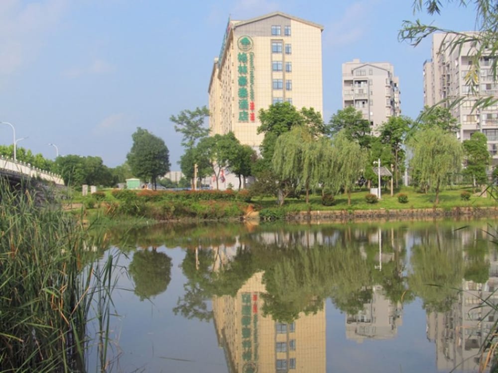 GreenTree Inn Chizhou Pingtian Lake Qingfeng Avenue Hotel 31/38