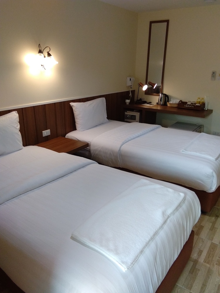 Baanwanchart Bangkok Residences 10/50