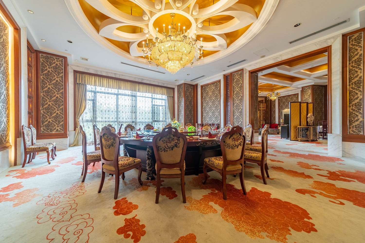 Ramada By Wyndham Yichang 12/25
