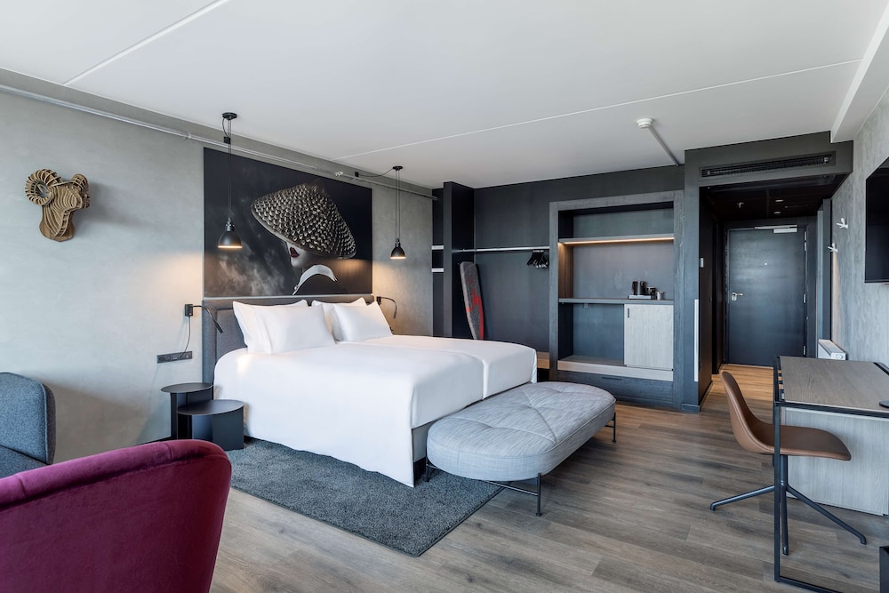 Radisson Red Aarhus 28/76