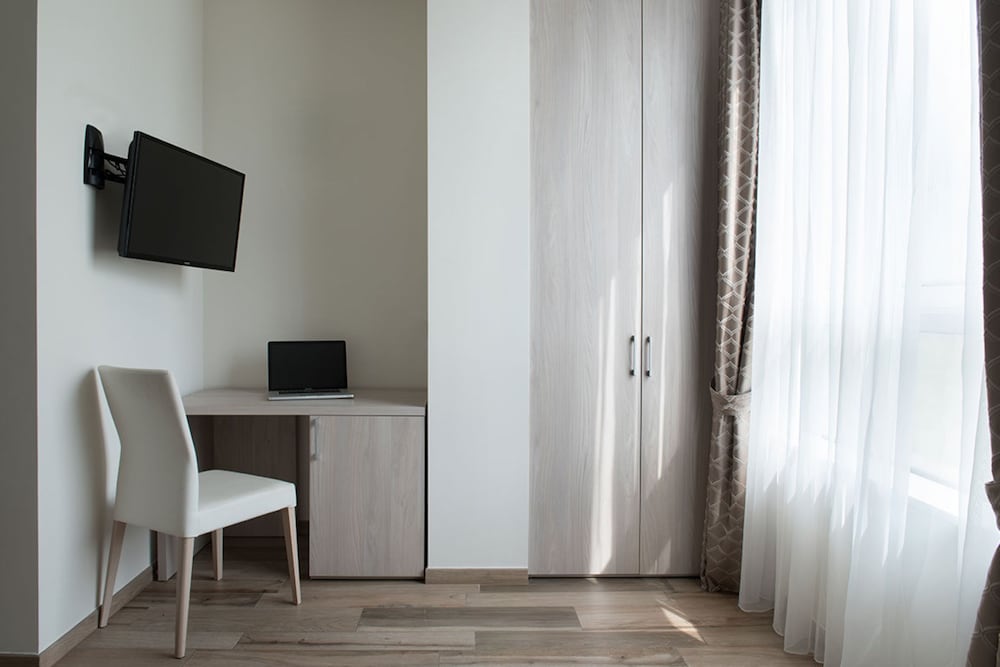 EXPO HOTEL MILAN 21/30