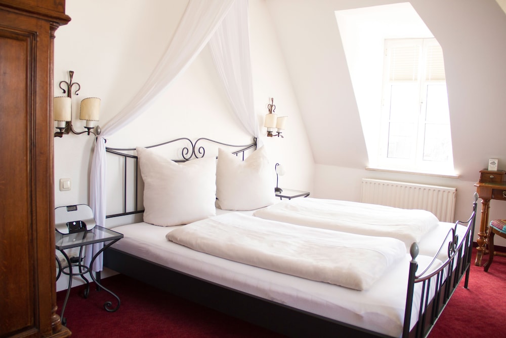 Hotel Laimer Hof Nymphenburg Palace Munich 15/60