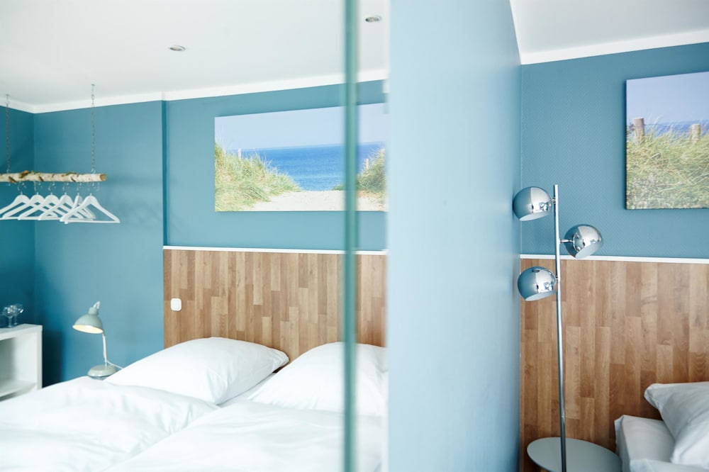 HOTEL LIEGEPLATZ 13 KIEL BY PREMIERE CLASSE 7/22