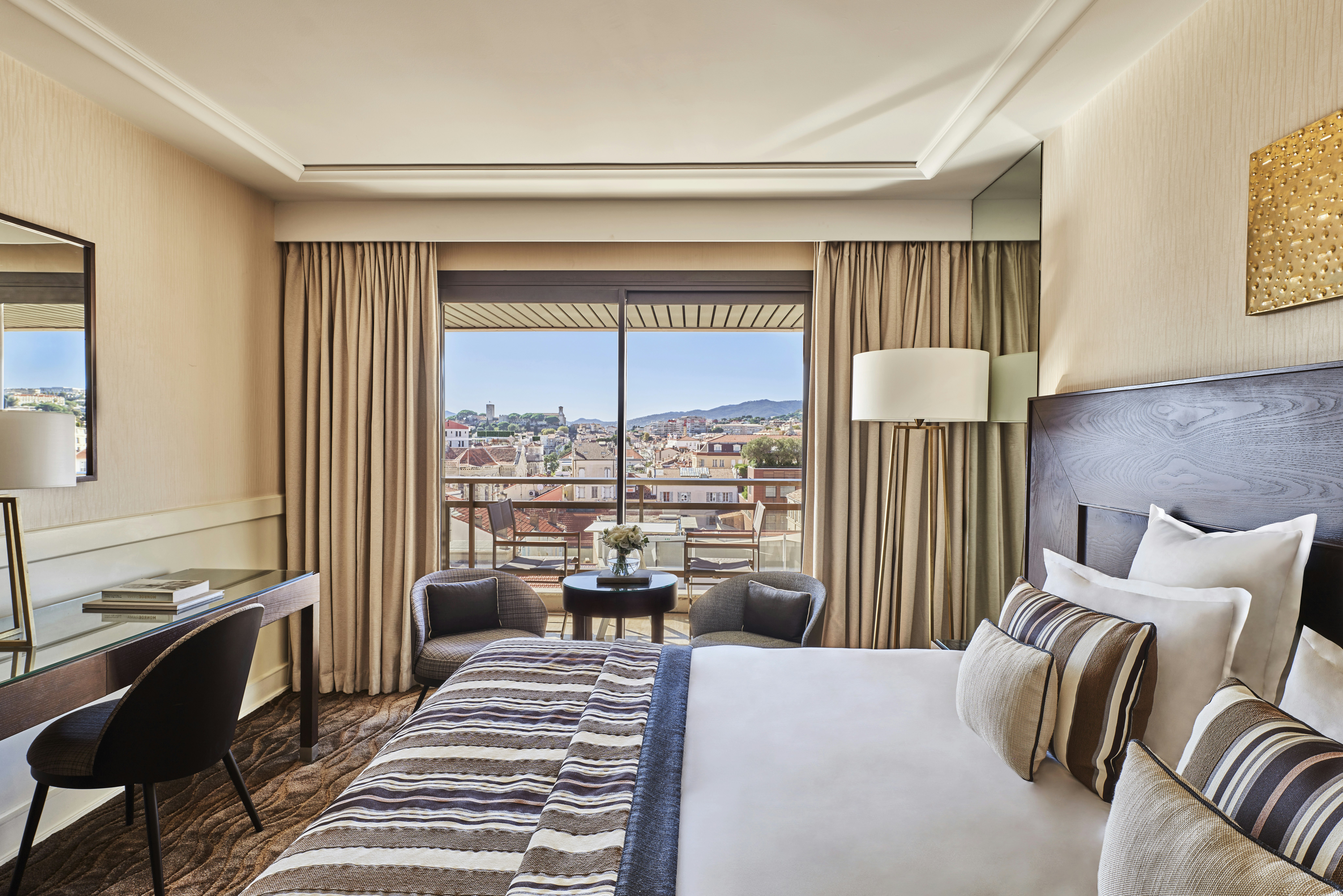 Hotel Barriere Le Gray D Albion Cannes 21/75