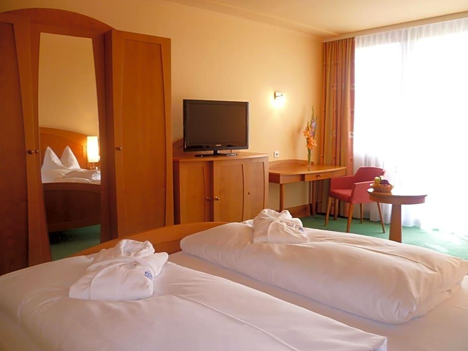 Gesundheitshotel Weissenstadt am See 10/48