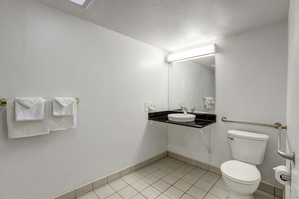 Motel6 Napa, CA 41/43