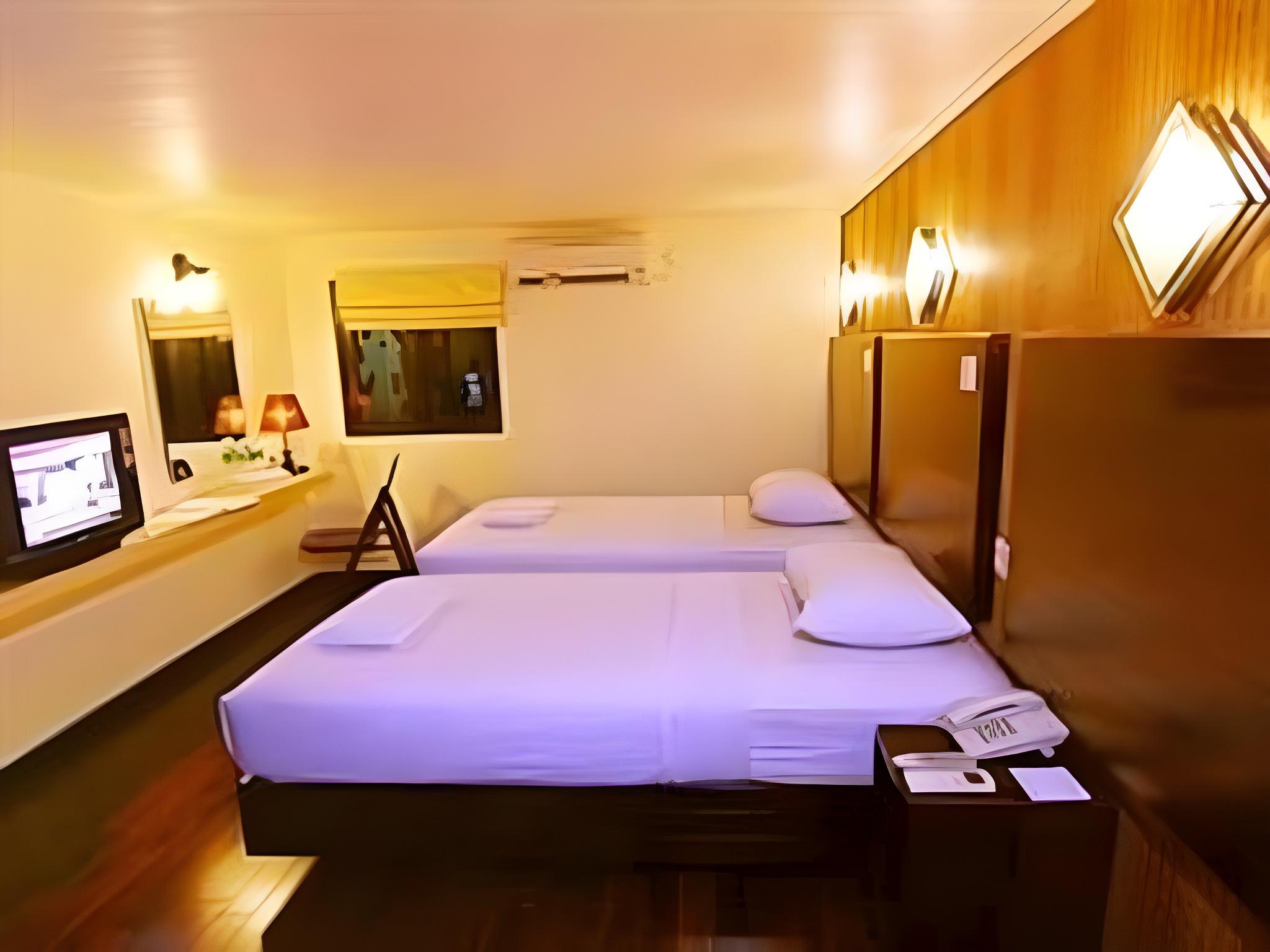 Mervit Hotel 15/35