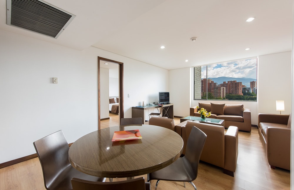 Hotel Poblado Alejandria 49/66