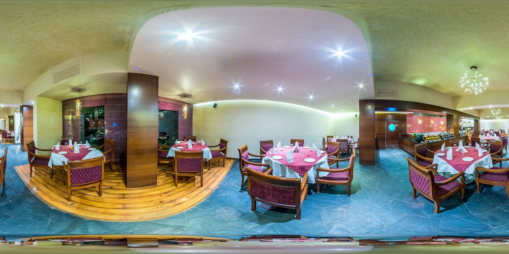 Hotel Hilltone 36/50