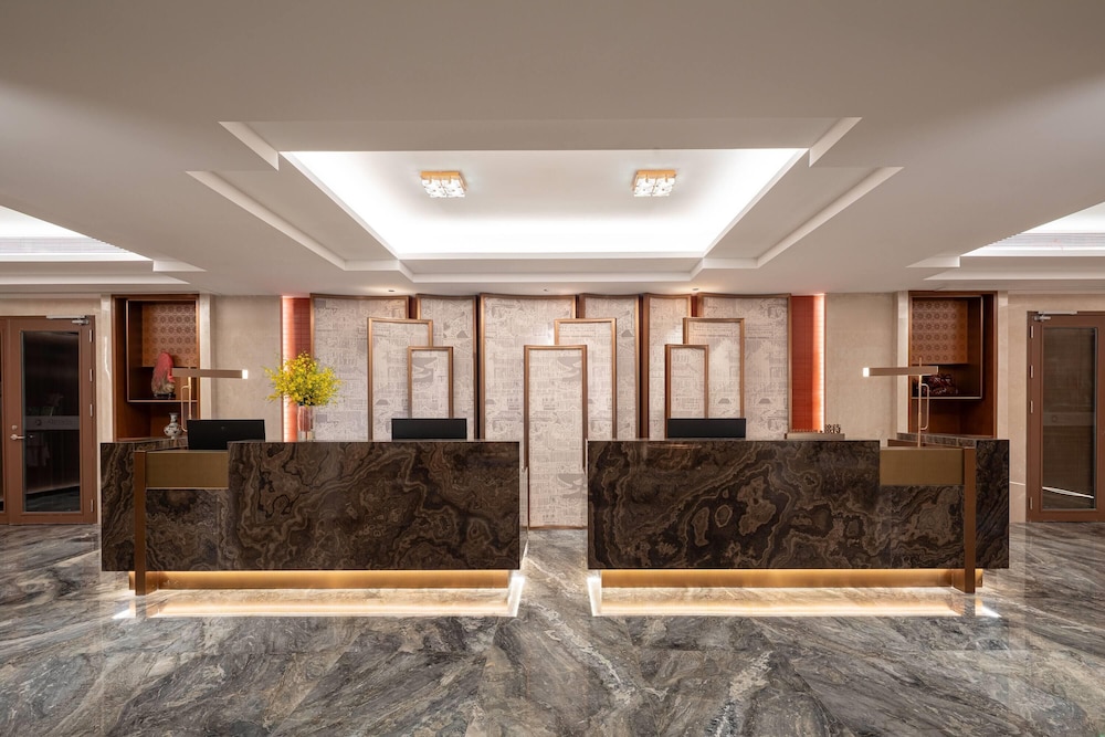 La Quinta by Wyndham Suzhou Yangshan 5/18