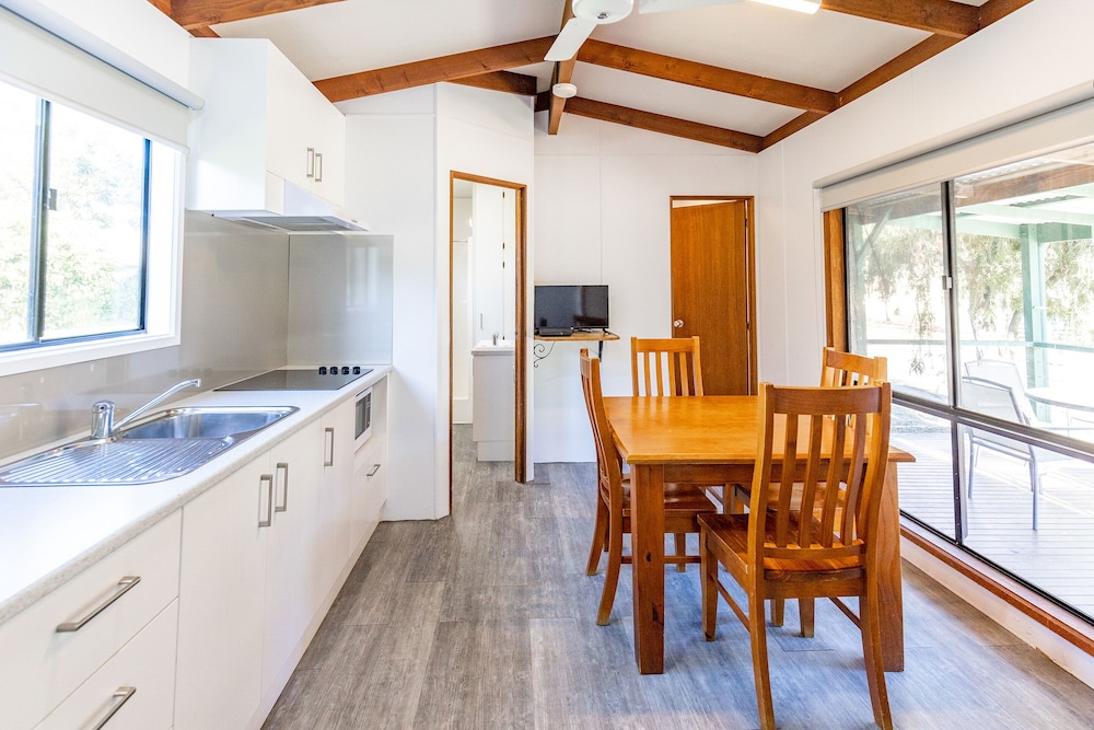 NRMA Halls Gap Holiday Park 28/50