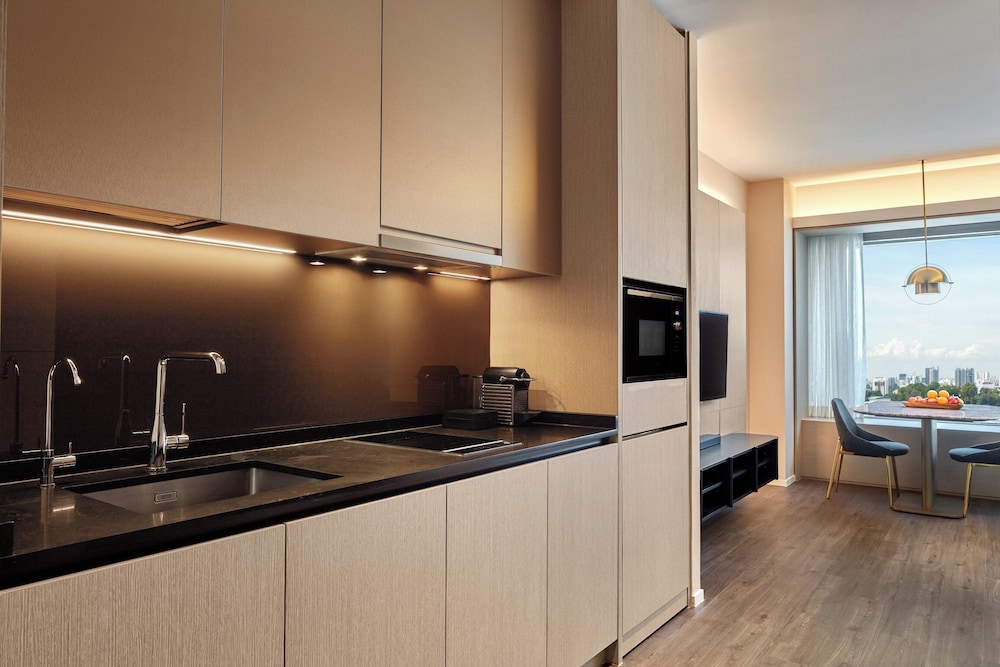 Pan Pacific Serviced Suites Orchard 13/76